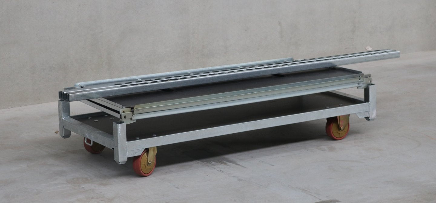 Deense kar nieuw met standaard wielen, incl. 3 platen en staanders
