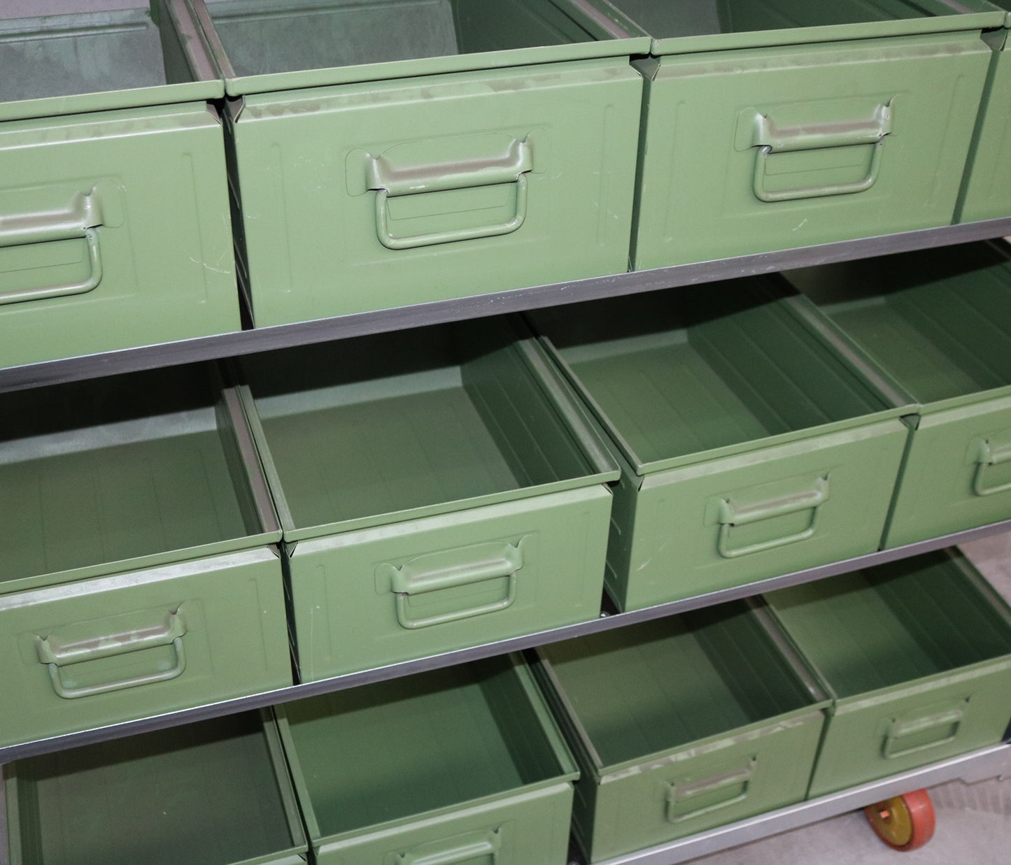 Magazijnstelling, verrijdbaar